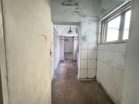 Via Giardino, 9