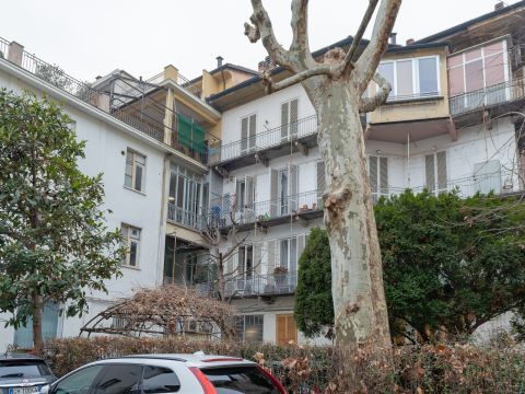 Via Antonio Rosmini, 5