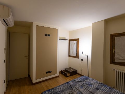 Via Dionisio Anzilotti, 8