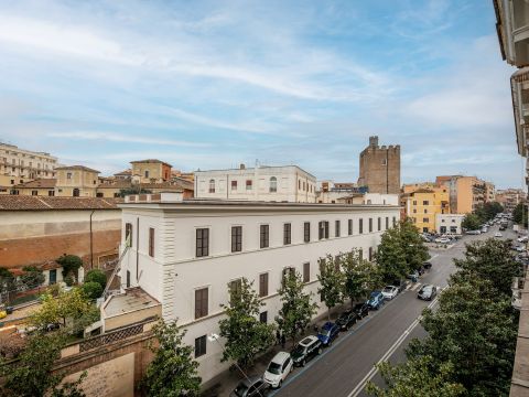 Via Giovanni Lanza, 150 - Roma