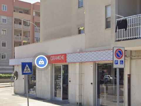 Via Martiri di via Fanii, 62/64/66