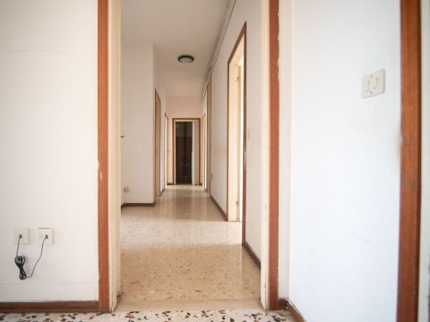 Via Monte Vettore, 3