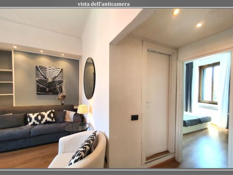 Via degli Imbriani, 28