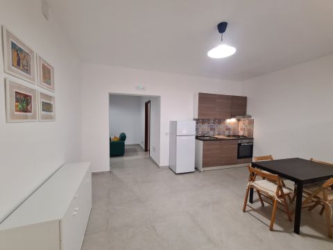 Via Barone della Bicocca, 24