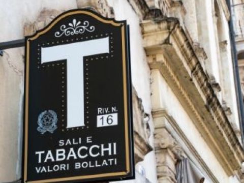 Via Roma, 209