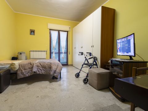 Via Candela, 12