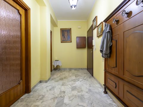 Via Candela, 12