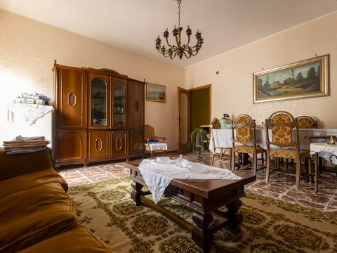Via Candela, 12