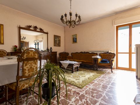 Via Candela, 12