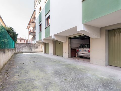 Via Marco Antonio Calza, 4