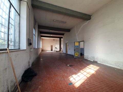 Via Vittorio Veneto 4