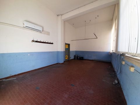 Via Vittorio Veneto 4