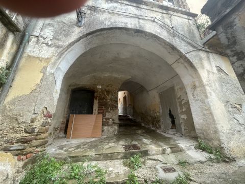 Vicolo Caruso, 17