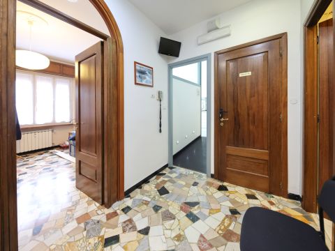 Piazza Marconi, 9