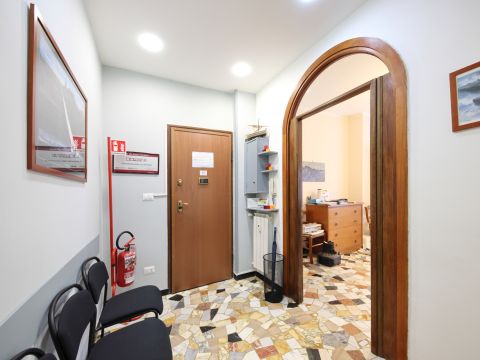 Piazza Marconi, 9