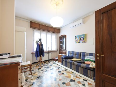 Piazza Marconi, 9