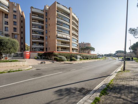 Via Riccardo Bacchelli, 11