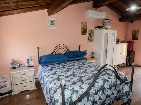 Località Colle Fiorito, 13