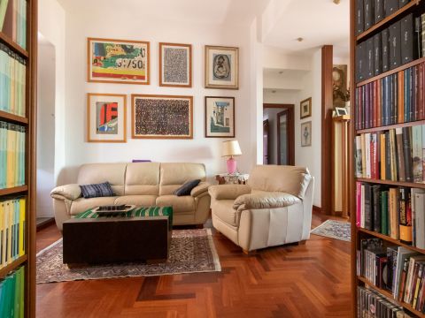 Via Giuseppe Raffaelli, 34
