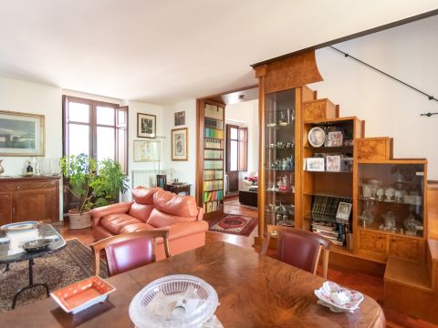 Via Giuseppe Raffaelli, 34