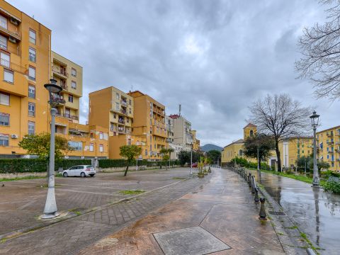 Via Napoli Achille, 9