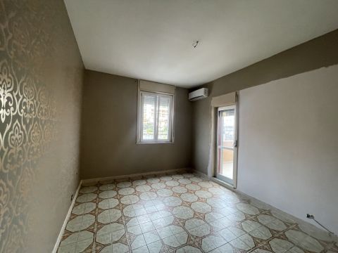 Via Napoli Achille, 9 - Salerno