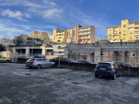 Via Napoli Achille, 9 - Salerno