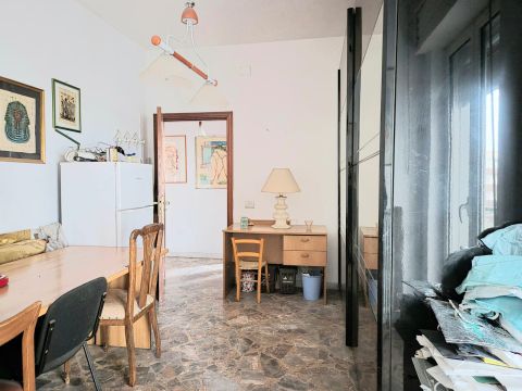 Via Magna Grecia, 16