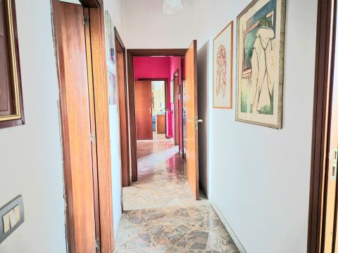 Via Magna Grecia, 16