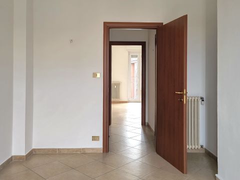 Via Barletta, 88