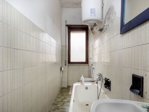 Via Michele Migliarini, 61