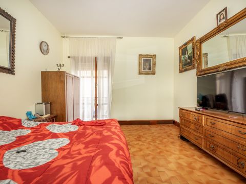 Via Michele Migliarini, 61
