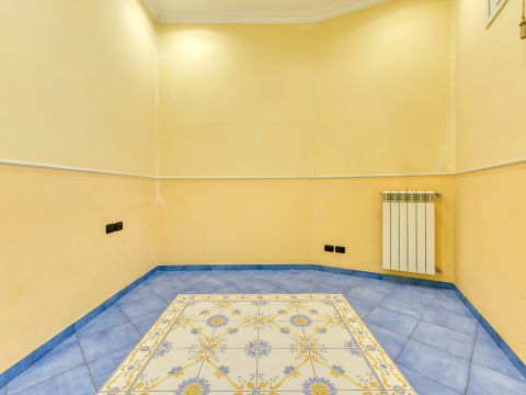 Via Maddaloni, 6