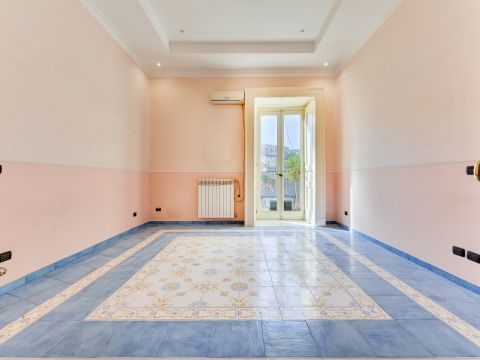 Via Maddaloni, 6