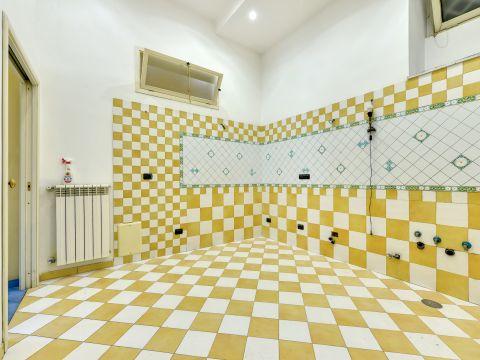 Via Maddaloni, 6