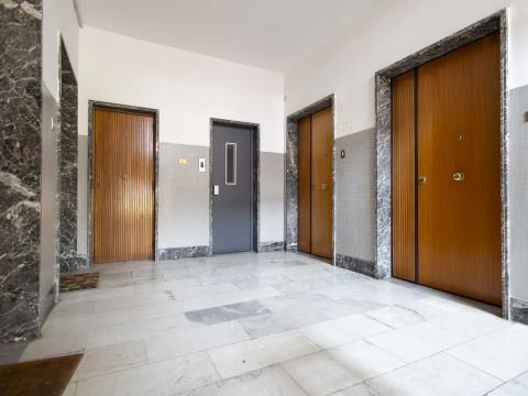 Via Nicola Lombardi, 9