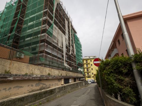 Via Nicola Lombardi, 9