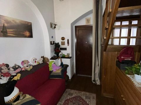 Via Morganti, 68