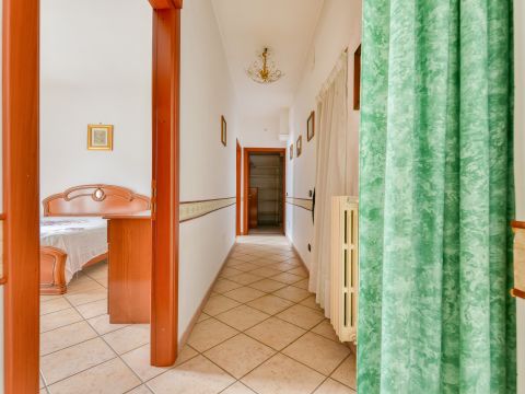 Via Salvatore Coda, 35