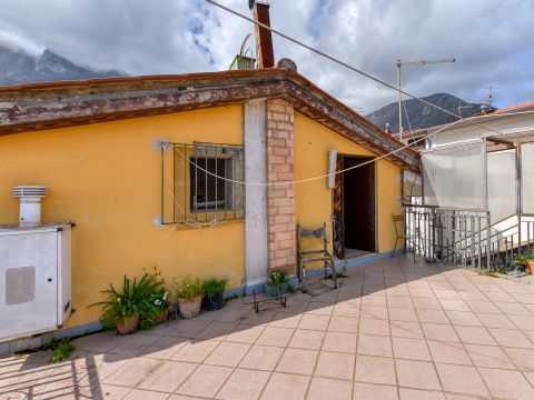 Via Salvatore Coda, 35