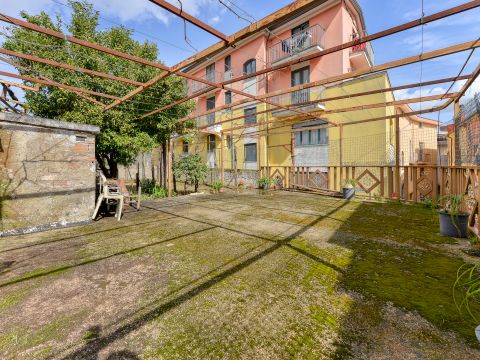 Via Salvatore Coda, 35