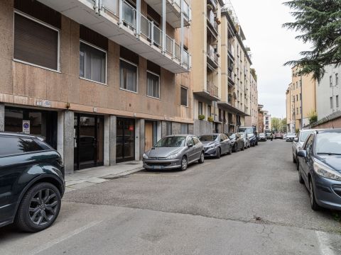 Via Antonio Cavagna Sangiuliani 13