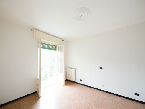 V. Monte Oliveto, 25