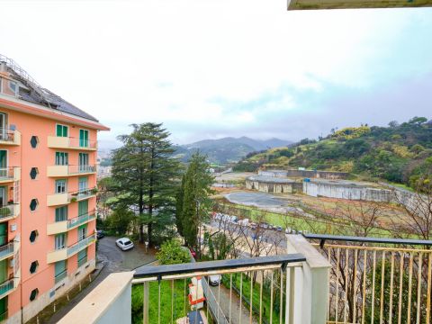 V. Monte Oliveto, 25
