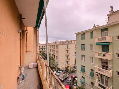 Via Fratelli Canale, 5