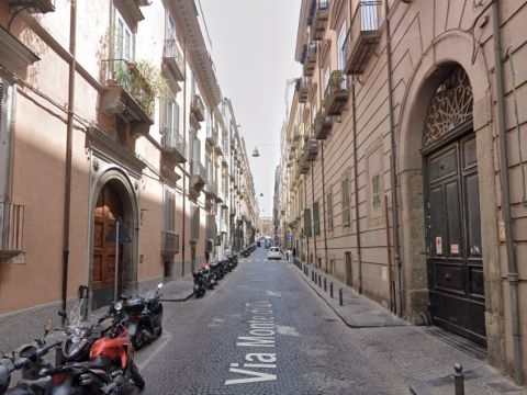 Via Monte di Dio, 74