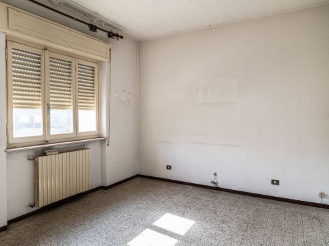 Via Case Nuove, 7