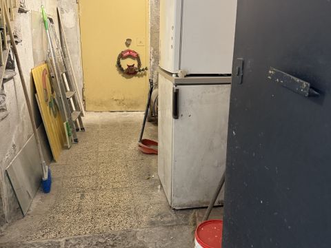 Riviera di Chiaia, 53