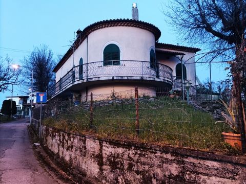 Via Sant'Elena,16