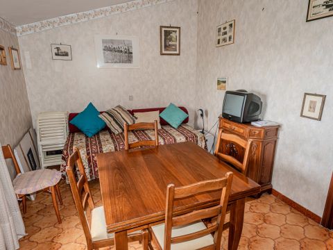 Via Monaldesca 28